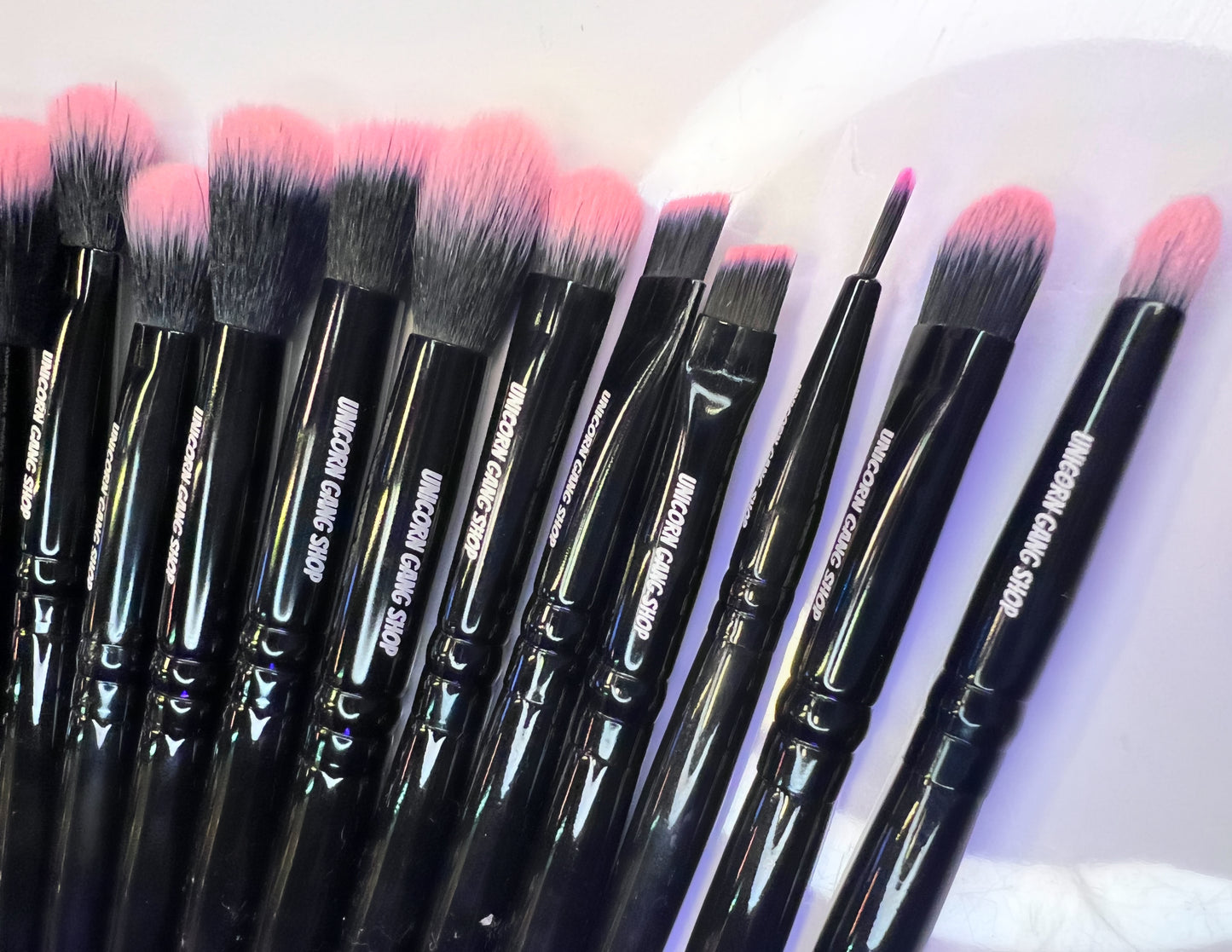 18 piece artistry brush set